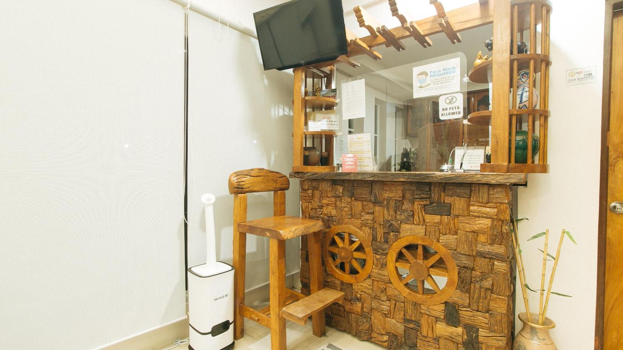 Reddoorz Plus @ Jollydays Hotel Nueva Ecija San Jose  Экстерьер фото
