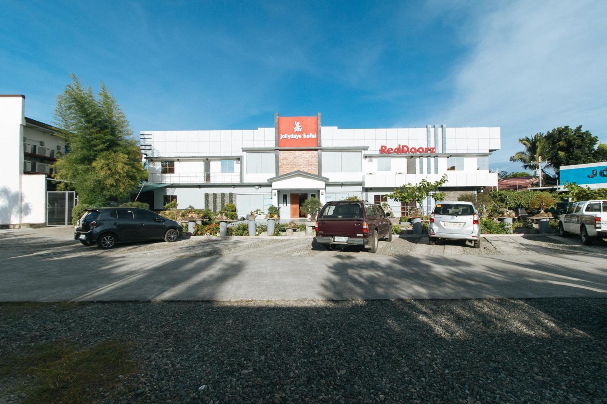 Reddoorz Plus @ Jollydays Hotel Nueva Ecija San Jose  Экстерьер фото