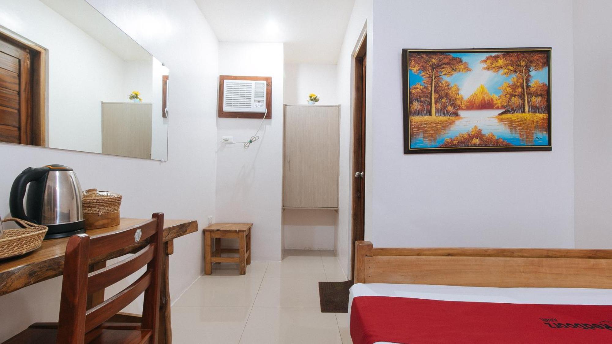 Reddoorz Plus @ Jollydays Hotel Nueva Ecija San Jose  Экстерьер фото