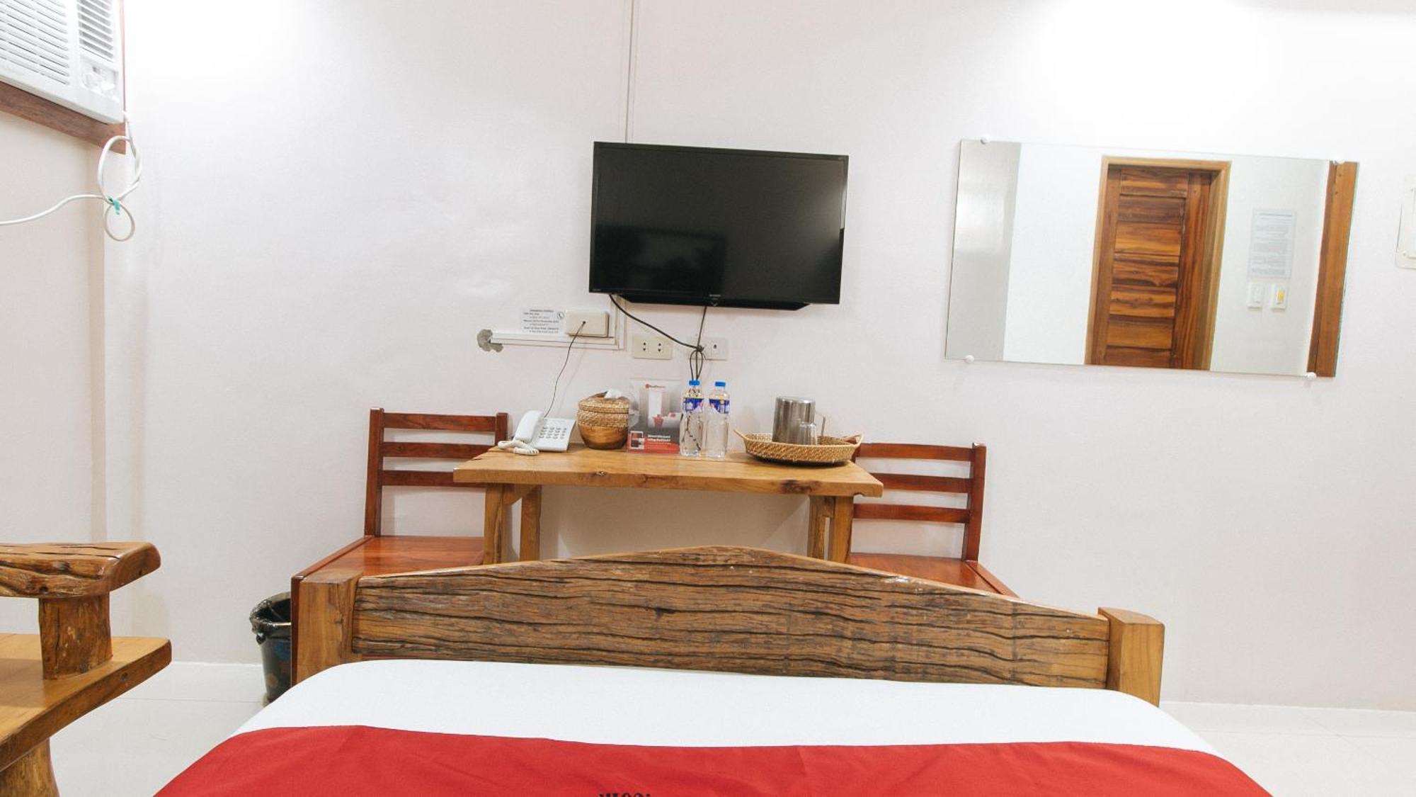 Reddoorz Plus @ Jollydays Hotel Nueva Ecija San Jose  Экстерьер фото
